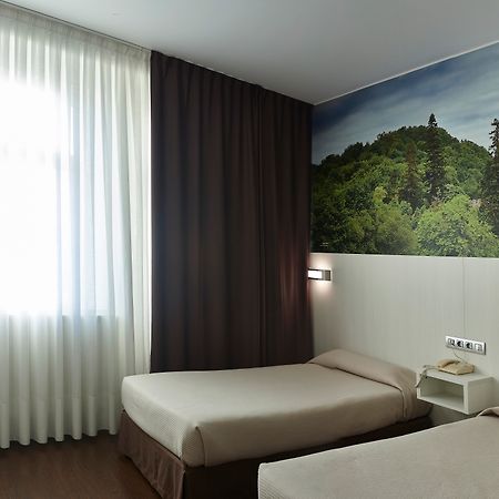 Hotel Seminario Aeropuerto Bilbao Derio Luaran gambar