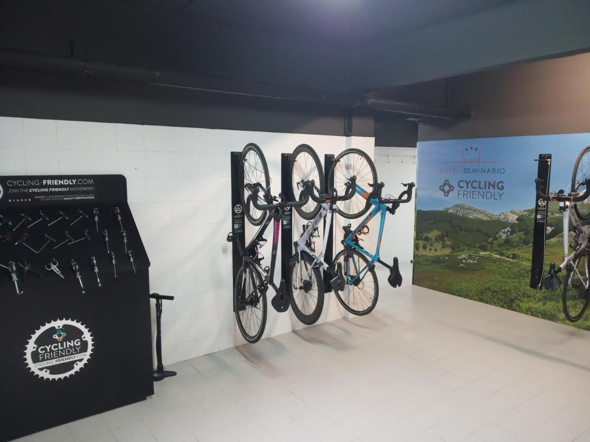 Hotel Seminario Aeropuerto Bilbao Derio Luaran gambar